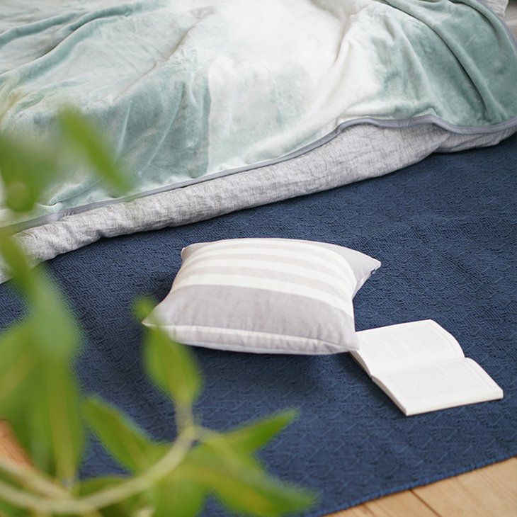 ラグ オーガニックアクシス（140×200cm） 無地調の織り柄がおしゃれ