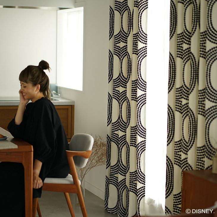 遮光 カーテン MICKEY/ミッキー ドットリング (幅100×丈178cm) 施工例イメージ01
