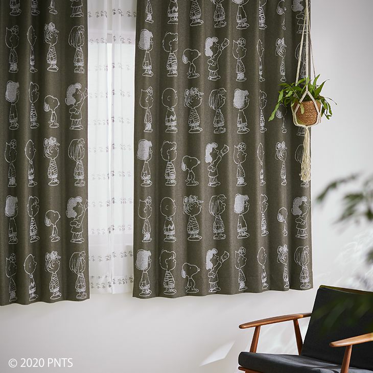 遮光カーテンPEANUTS/ピーナッツチケットオフィス（施工ブラウン）