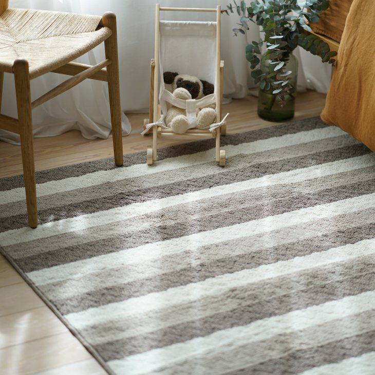 コントラストストライプラグ（ブラウン）