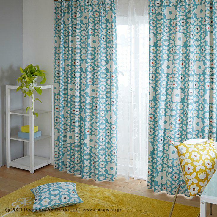遮光カーテンPEANUTS/ピーナッツフラワーメイズ（イメージ）