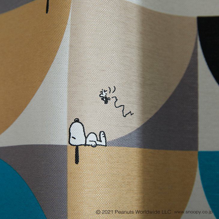 オーダーカーテン遮光PEANUTS/ピーナッツスリーピースヌーピー（アップ）