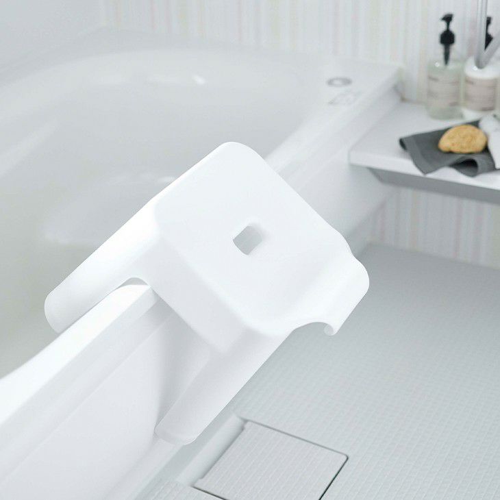 towerタワー引っ掛け風呂イス(ホワイト)（イメージ01）