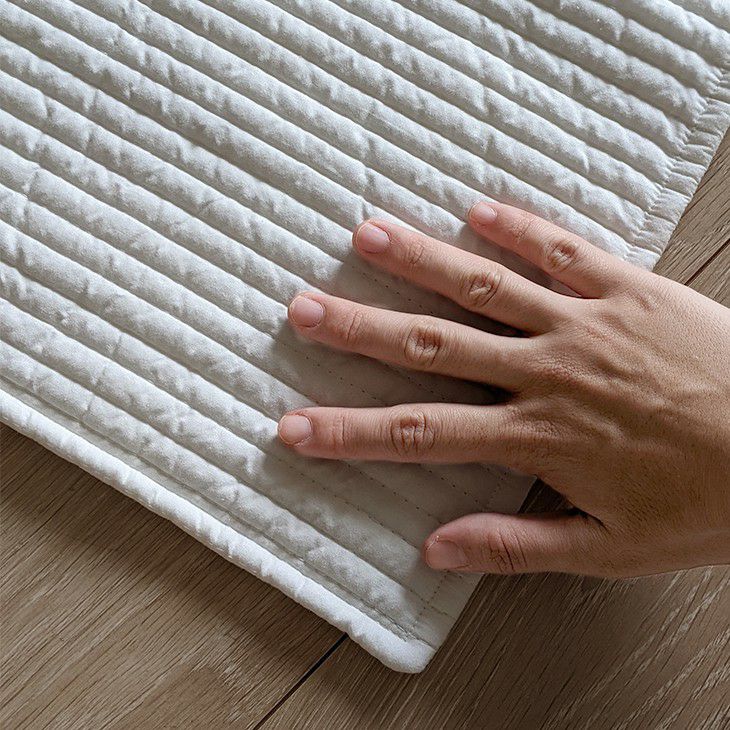 イブルマット　スターストライプ　新品未使用未開封 ラグマット イブル キルティング 110×200 ストライプ シングル