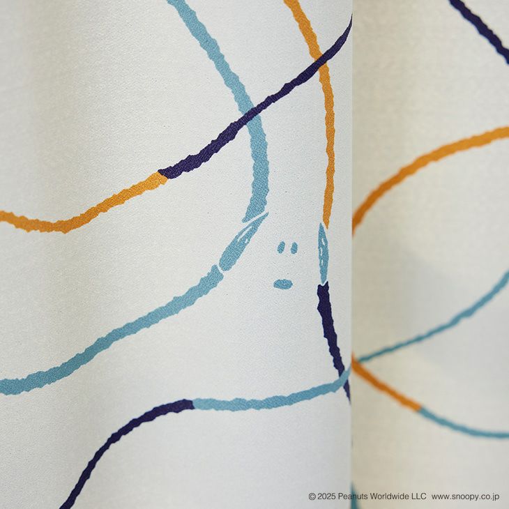 遮光カーテンPEANUTS/ピーナッツシュルツライン（柄アップ）